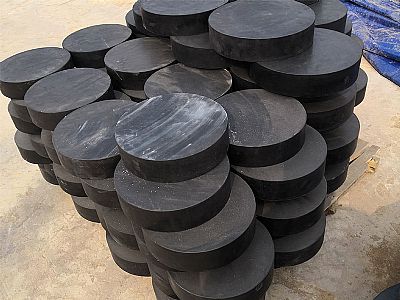 安国市板式橡胶支座由若干层橡胶片与薄钢板经加压硫化